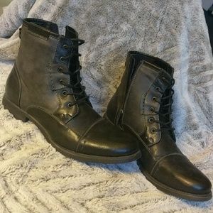 Men's Madden 11 boots